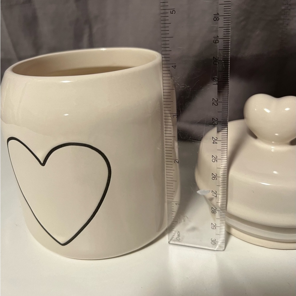 New Rae Dunn ivory canister with heart on the lid. - Picture 6 of 6